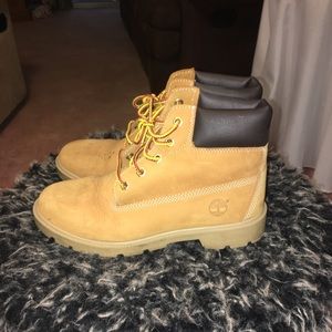 Women’s Timberlands!